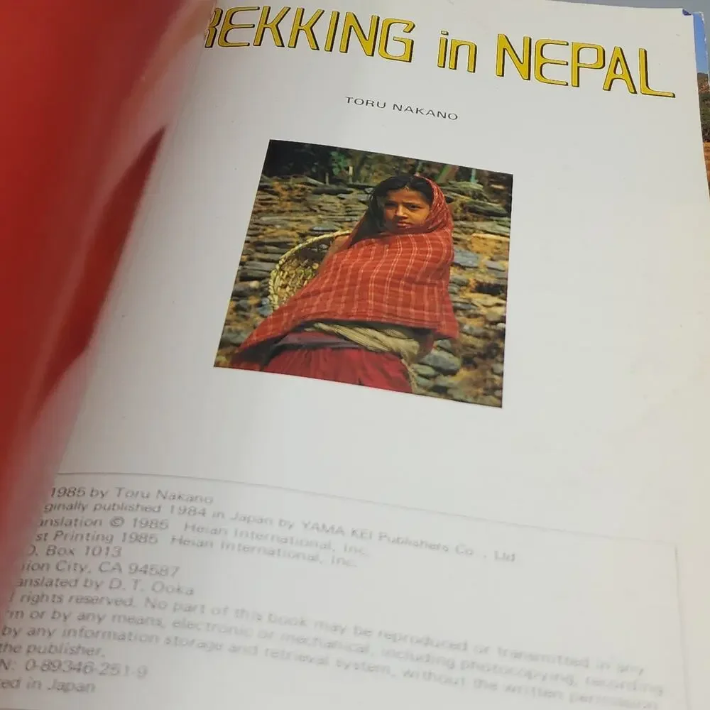 Trekking in Nepal By Toru Nakano Early Edition 1985
